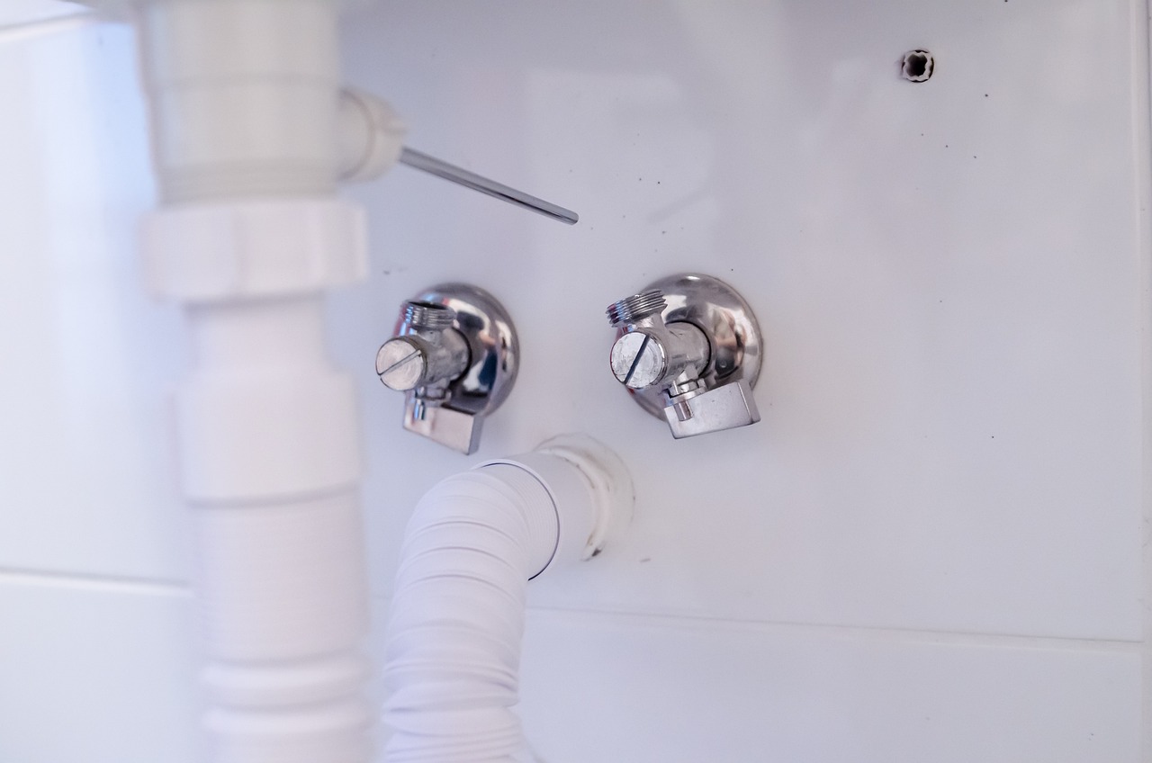 Oryginalne uszczelki oringi: Klucz do skutecznej ochrony w Twoim projekcie Hydraulika